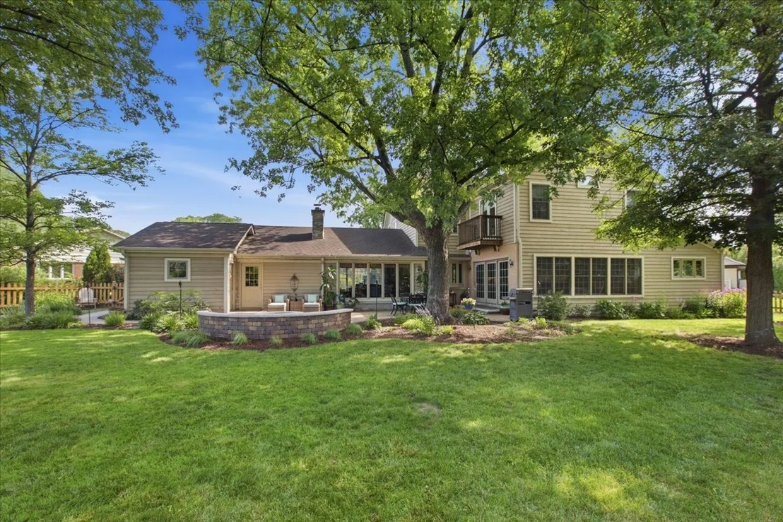 Photo of 2501 Robincrest Lane