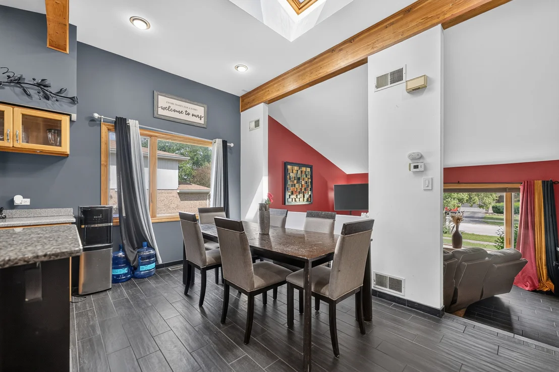 Photo of 7622 W Lakeside Drive