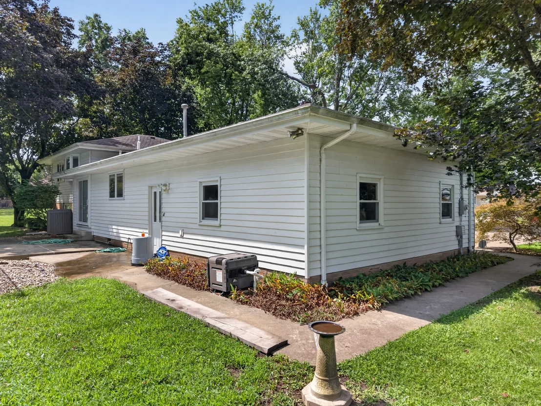 Photo of 5 N Acres Drive