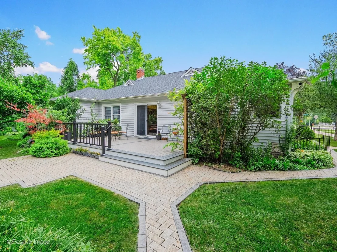 Photo of 449 Arbor Avenue