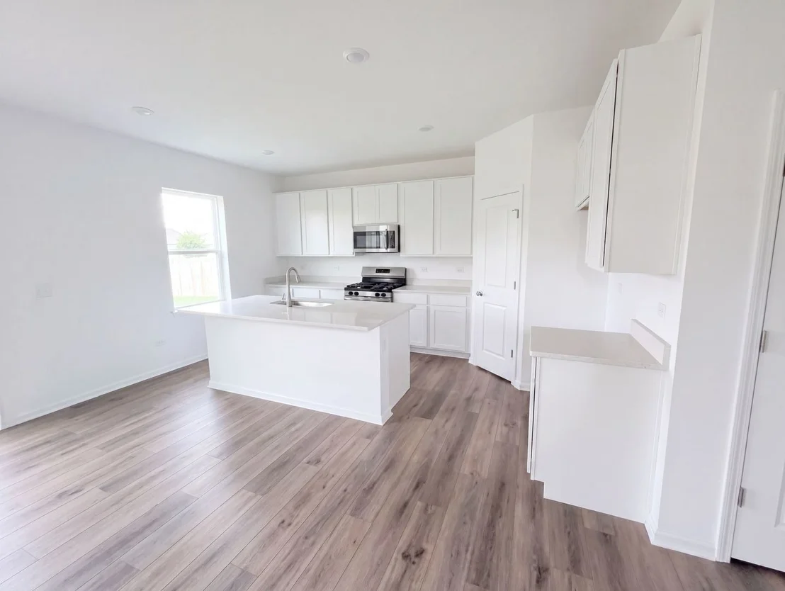 Photo of 418 Fairway Lane