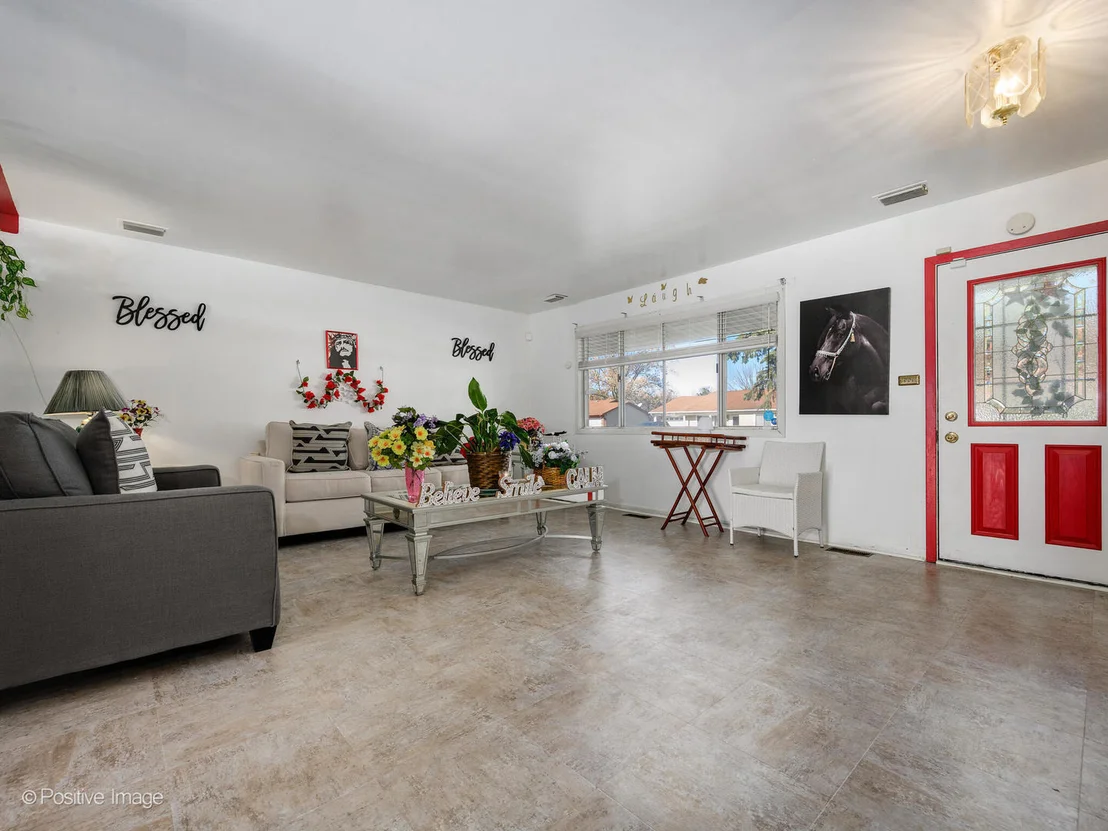 Photo of 5943 Woodgate Drive