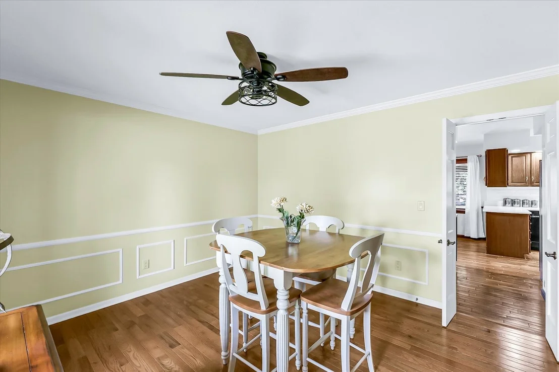 Photo of 4111 Farhills Drive
