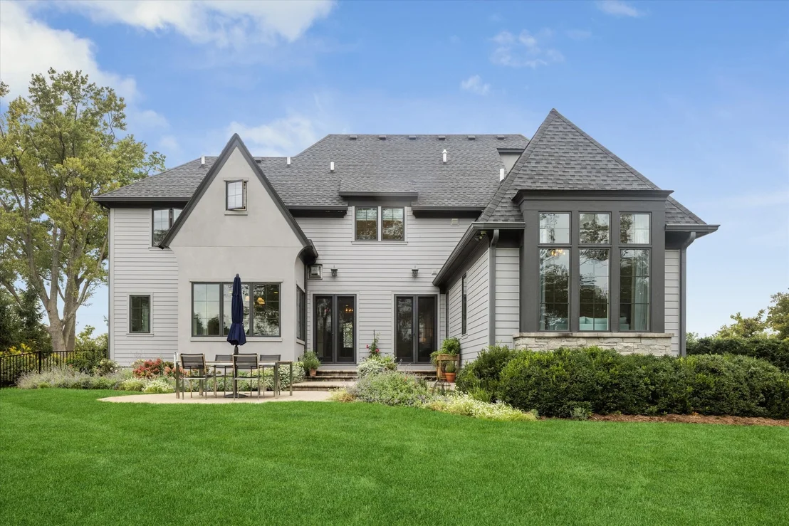 Photo of 1561 Hawthorne Lane