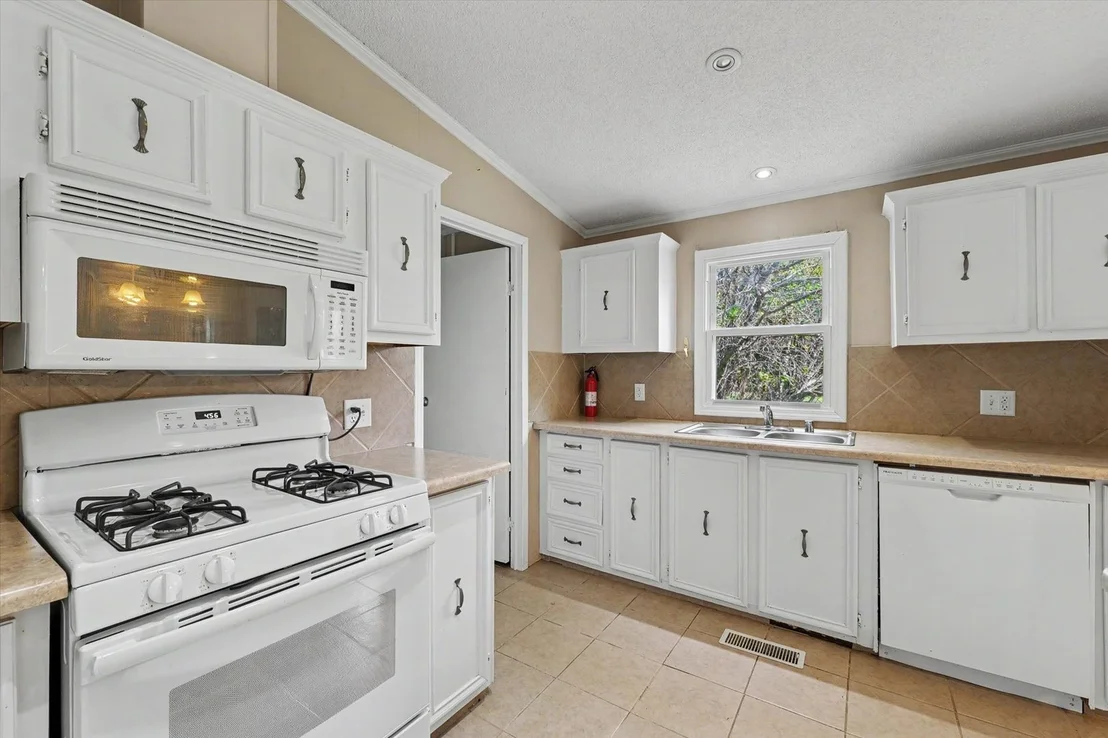 Photo of 14 CHERRY Court