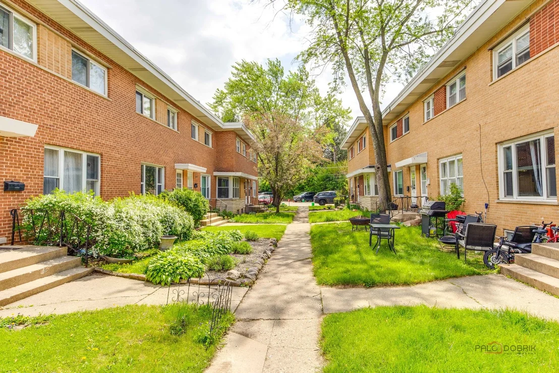 Photo of 32 N Albert Street
