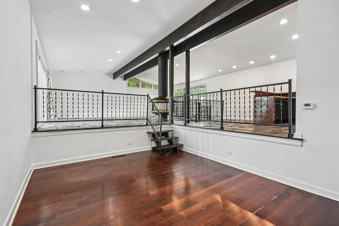 Photo of 385 ANNE Terrace