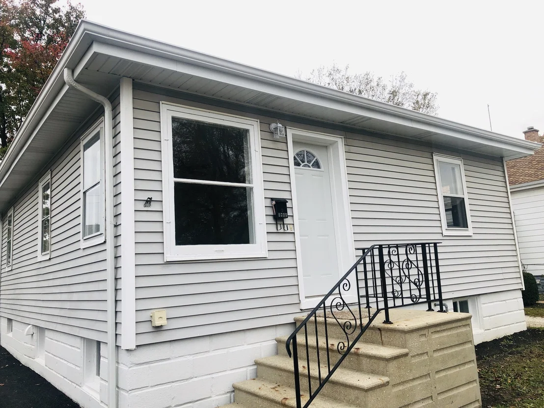 Photo of 1715 CORA Street