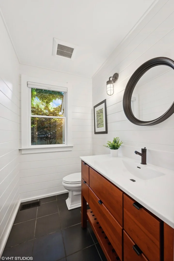 Photo of 302 Walnut Street