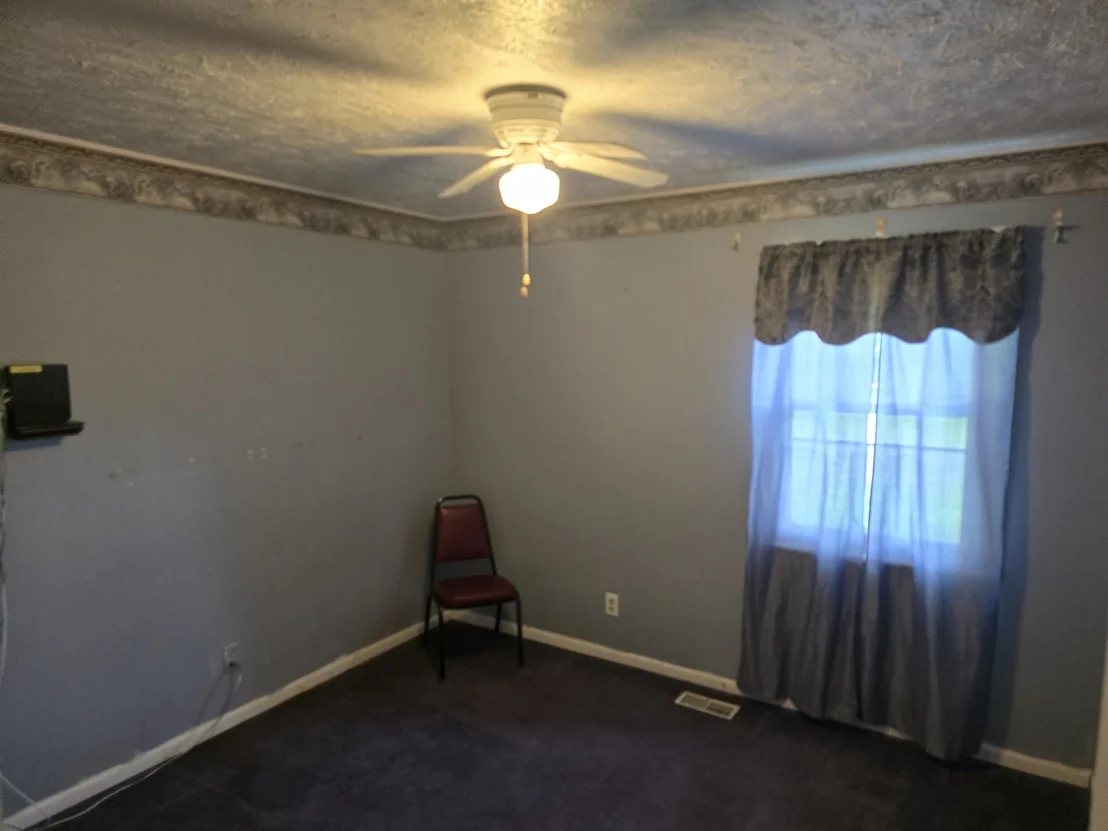 Photo of 800 E Main Street
