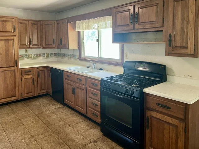 Photo of 311 E Van Buren Street
