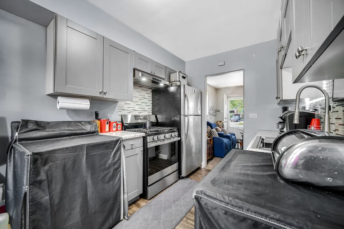 Photo of 17233 Walter Street
