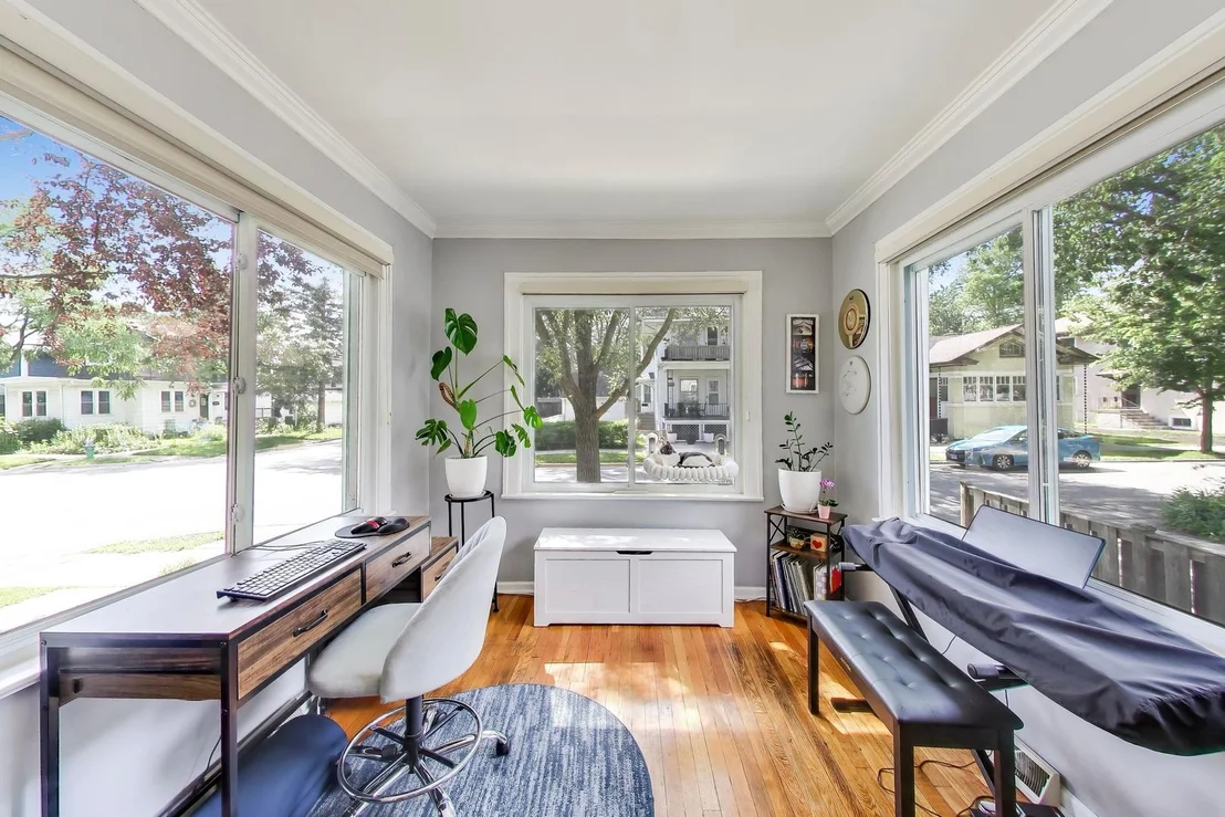 Photo of 834 Carpenter Avenue