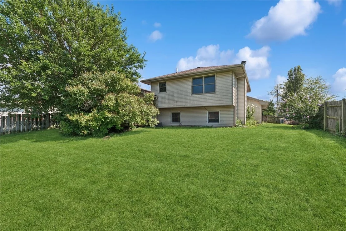 Photo of 6911 Manchester Drive