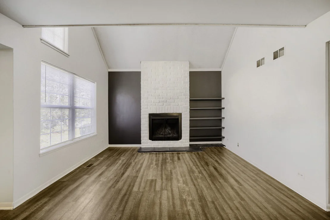 Photo of 901 Vose Drive