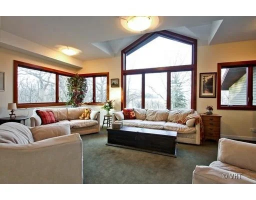 Photo of 1045 Morrison Road