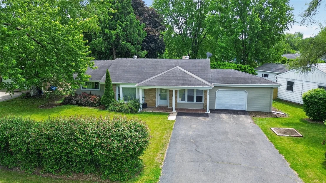 Photo of 249 Hickory Lane