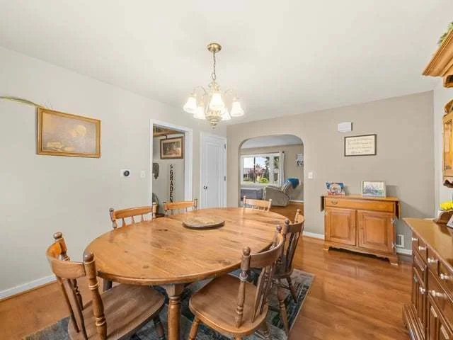Photo of 110 N Maple Avenue
