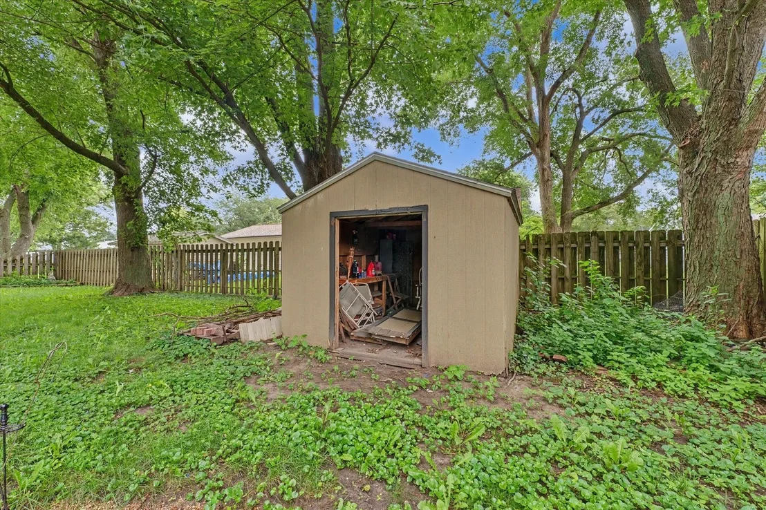 Photo of 110 N Joy Drive