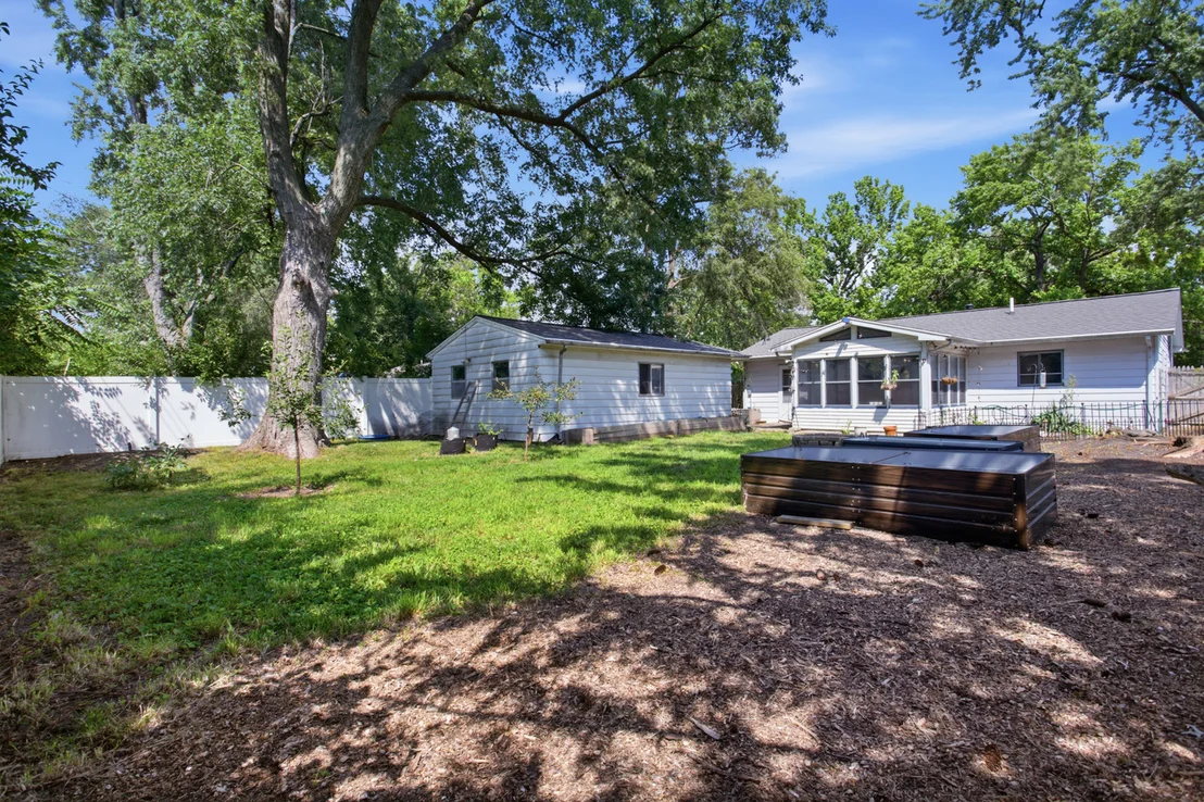 Photo of 1709 Crescent Drive