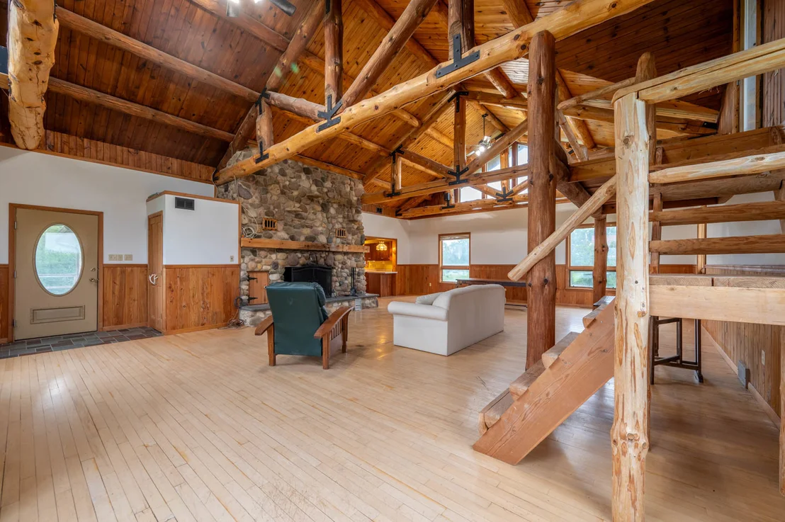 Photo of 3237 W Wilderness Road