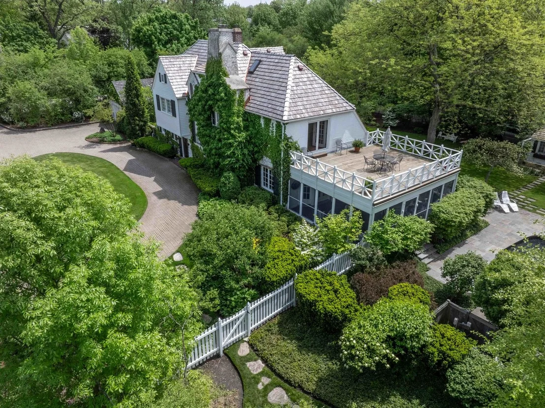 Photo of 844 Hibbard Road