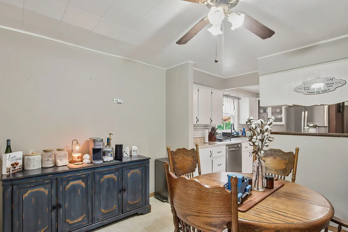 Photo of 33834 Hillcrest Drive