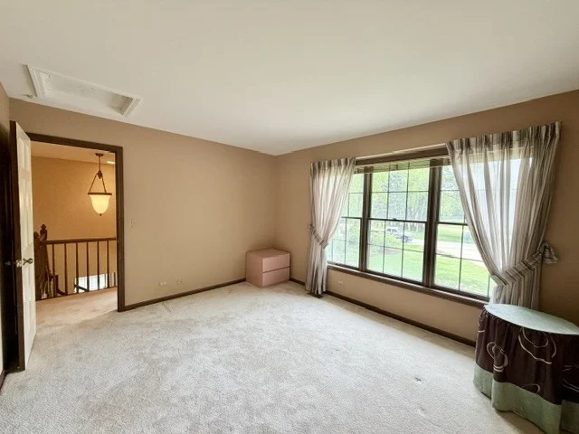 Photo of 11N071 Johnstown Road
