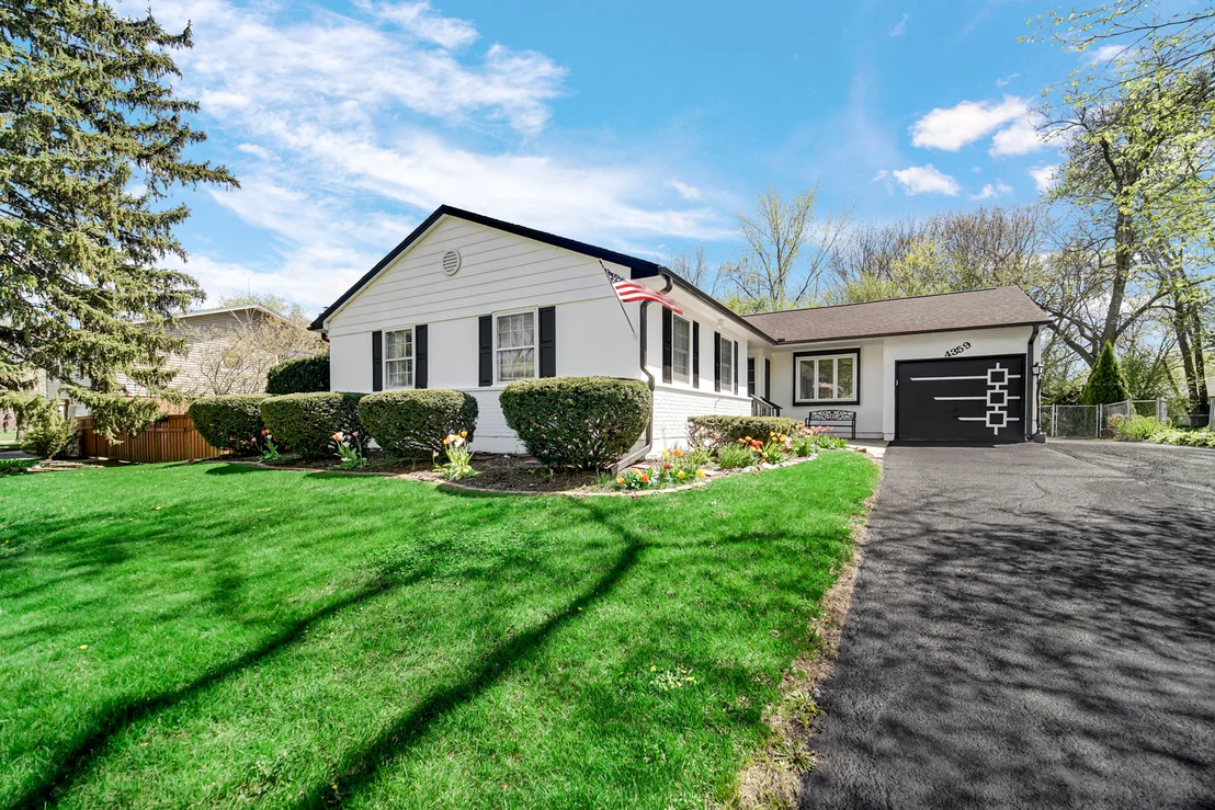Photo of 4359 Lincoln Avenue