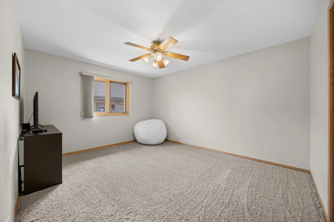 Photo of 800 Lisdowney Drive