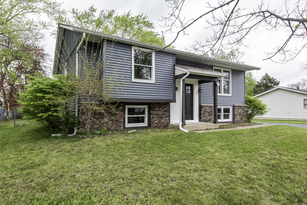 Photo of 1826 Willow Road
