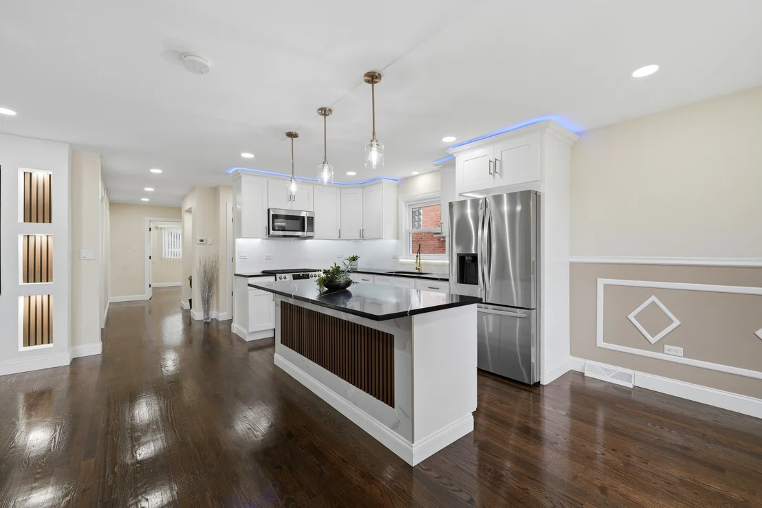 Photo of 1056 W 107th Place