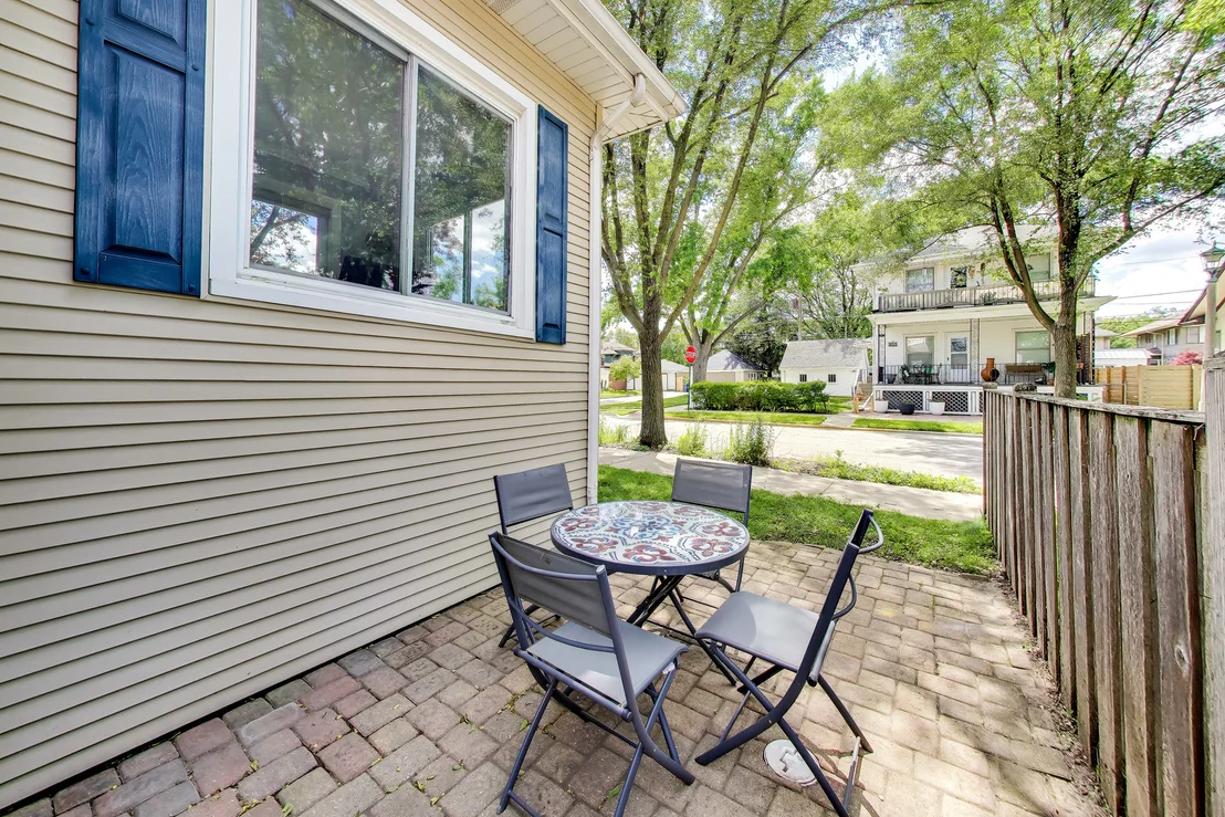 Photo of 834 Carpenter Avenue