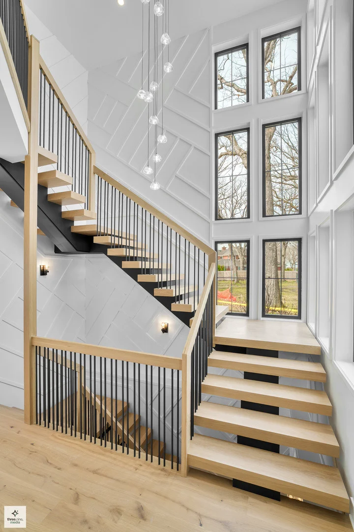 Photo of 390 Forest Edge Drive