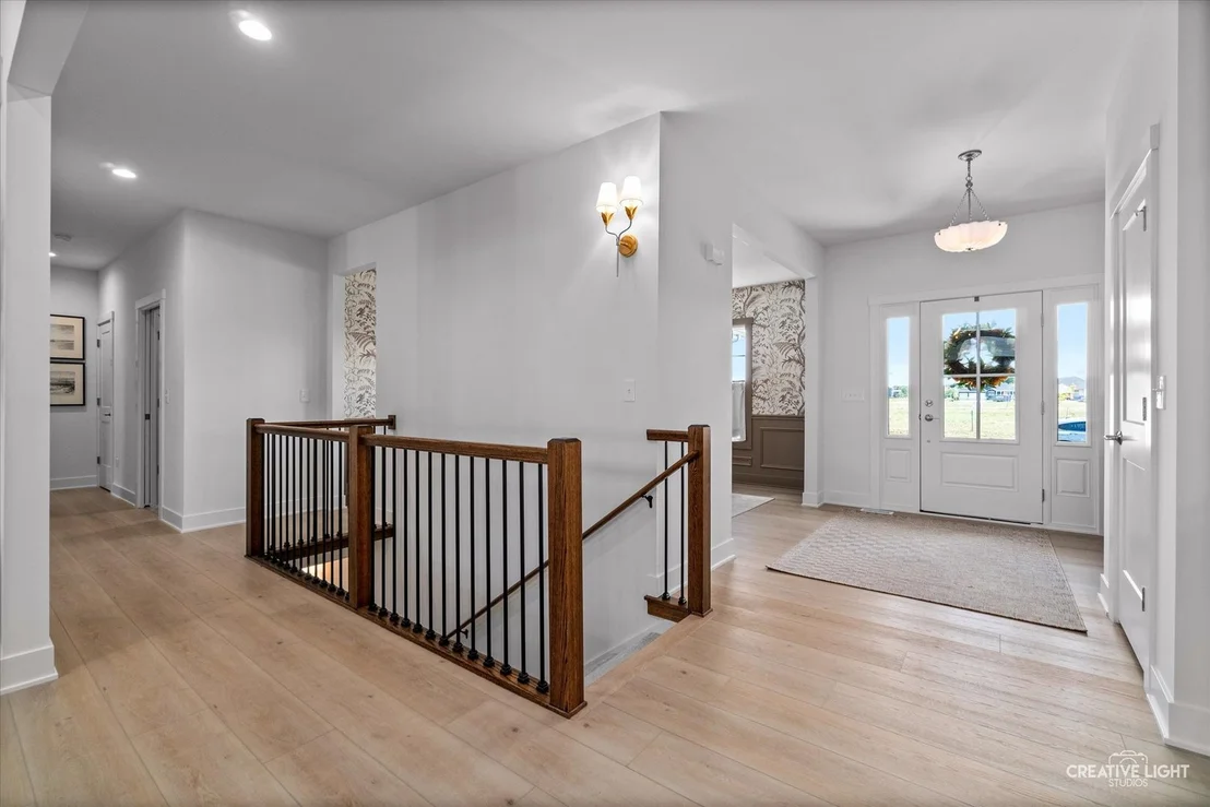 Photo of 861 Claridge Drive