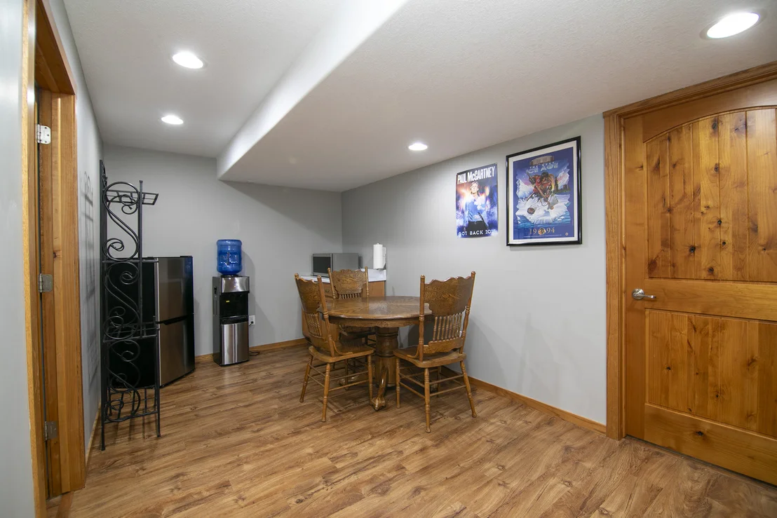 Photo of 6011 Park View Drive