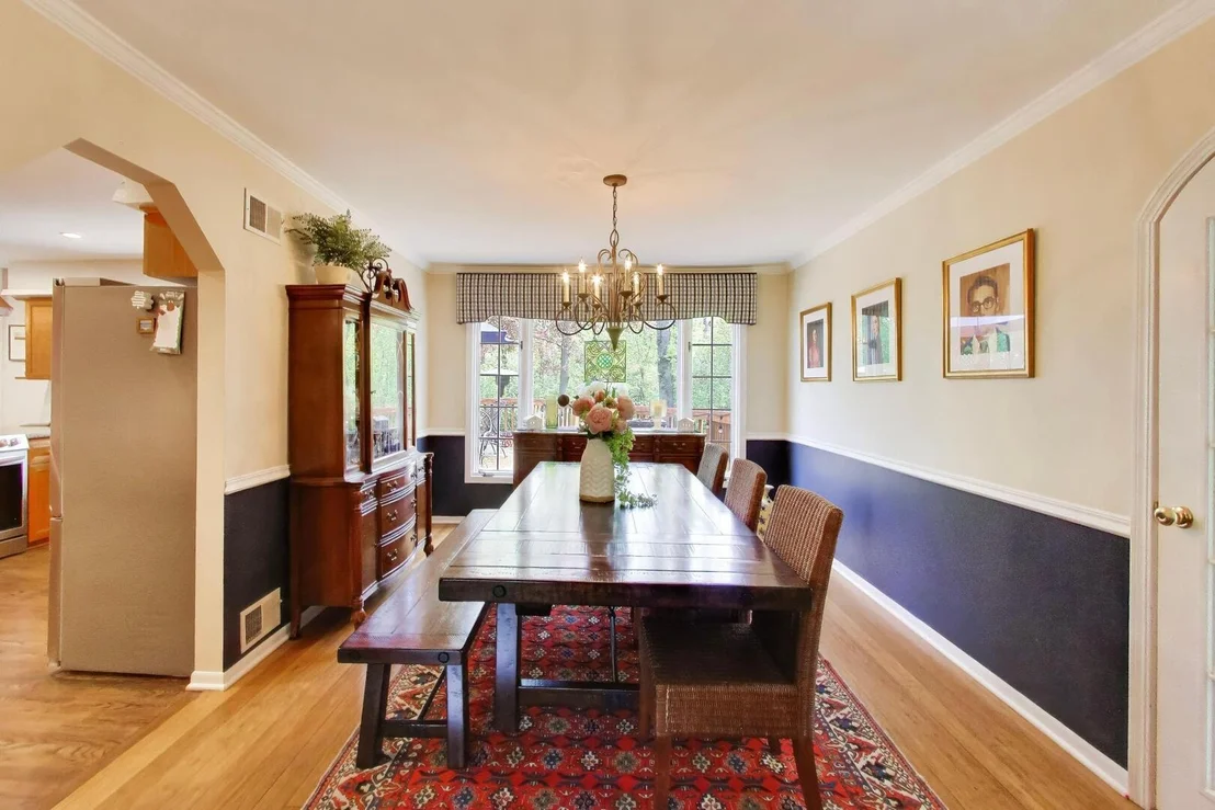 Photo of 1109 Shermer Road