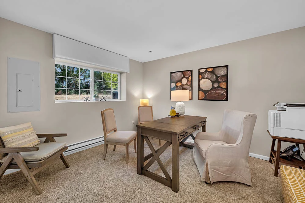 Photo of 1368 Foxglove Drive