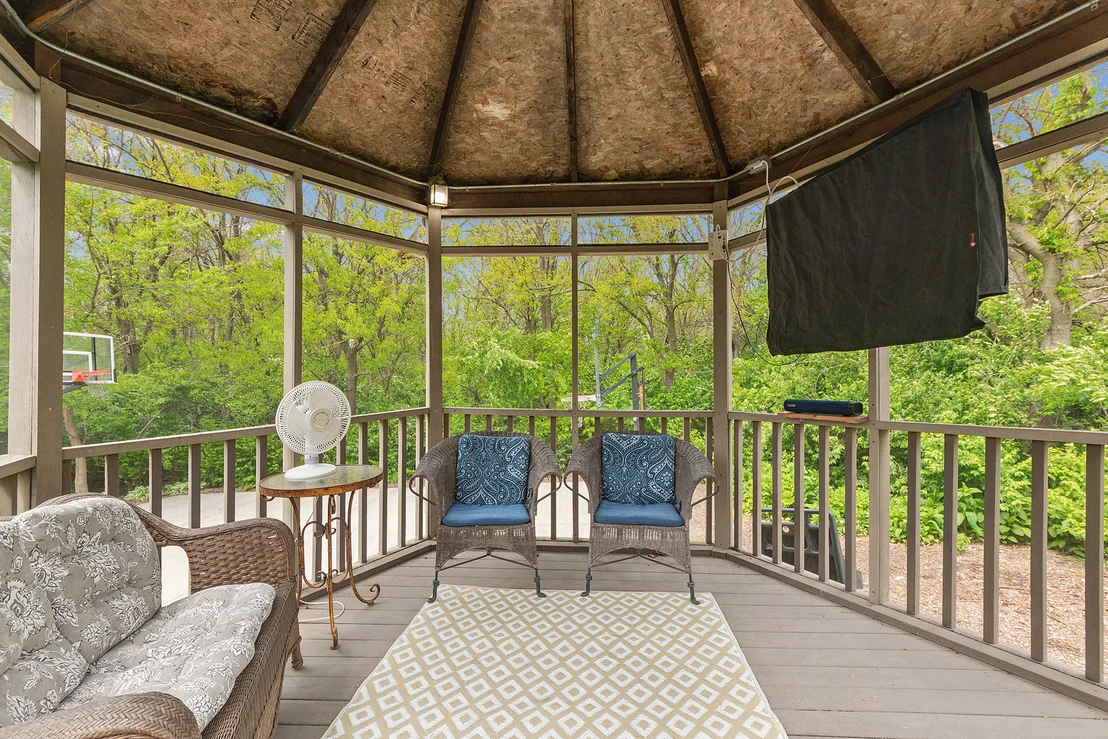 Photo of 10612 Williamsburg Trail