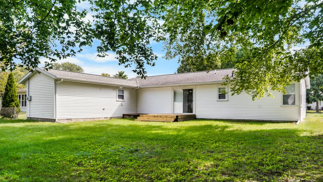 Photo of 1419 Cambridge Drive