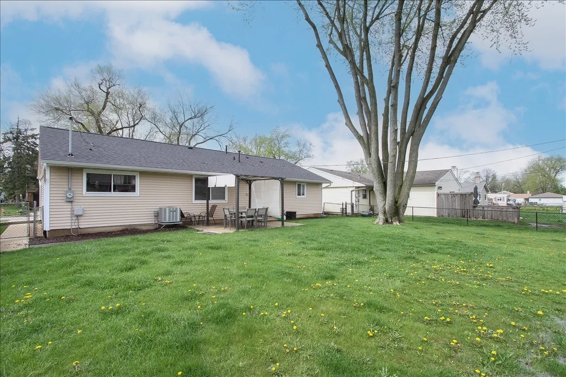 Photo of 814 Oriole Drive