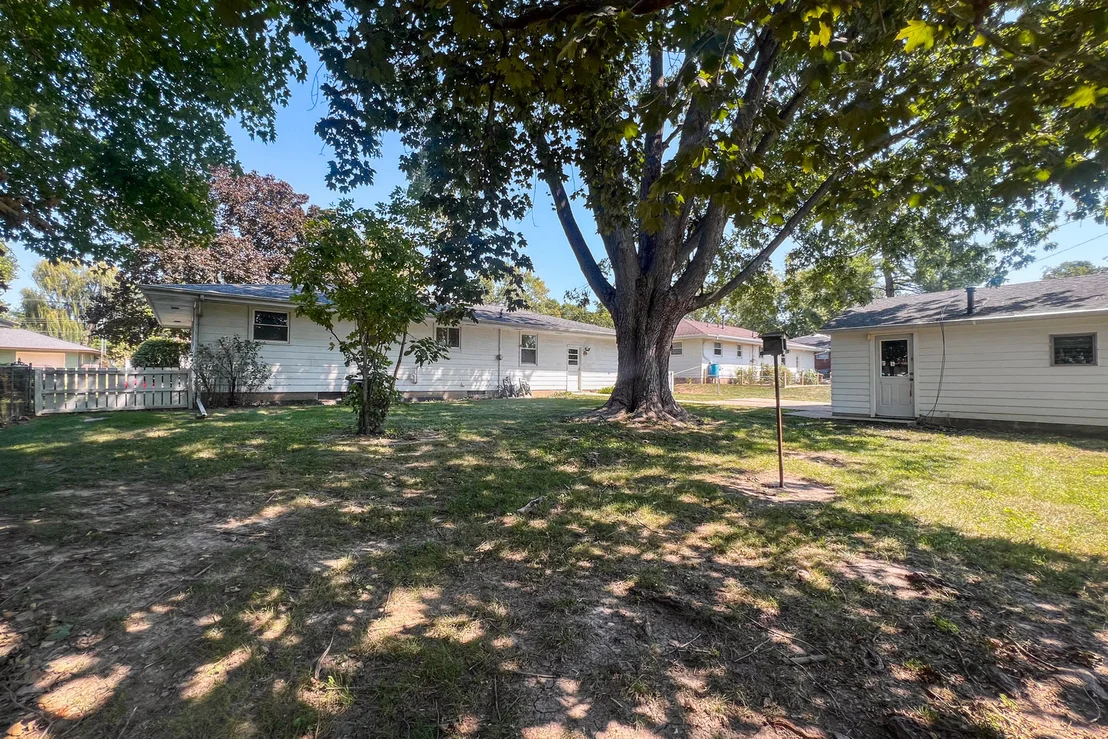 Photo of 807 Sheridan Road