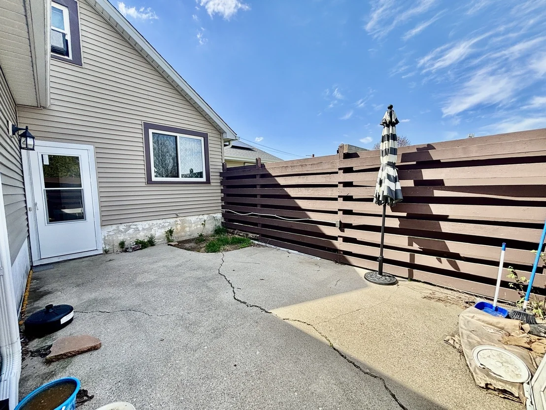 Photo of 1240 S Appleton Road
