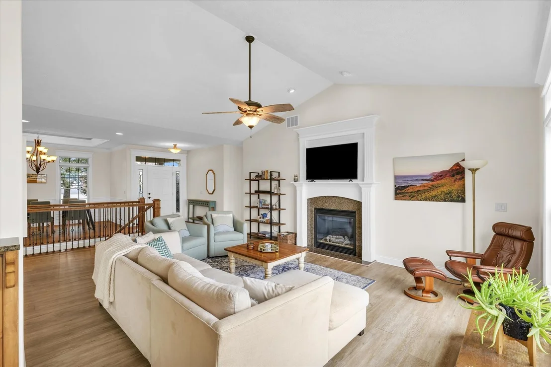 Photo of 5005 Stonebridge Drive
