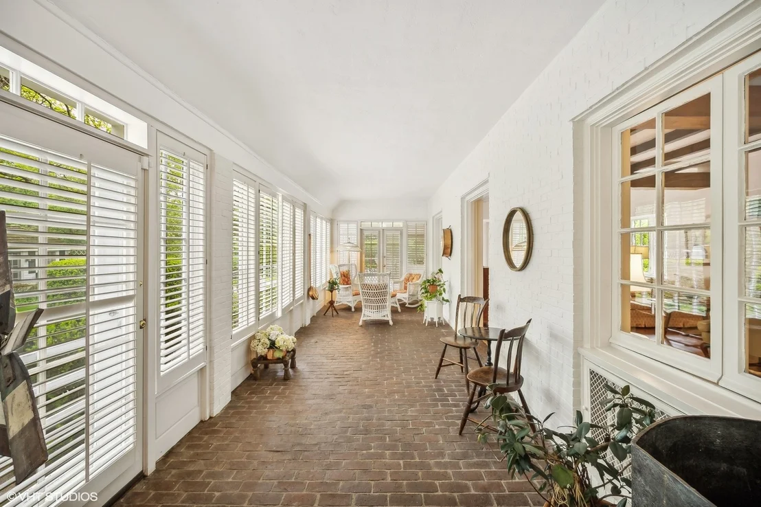 Photo of 844 Hibbard Road