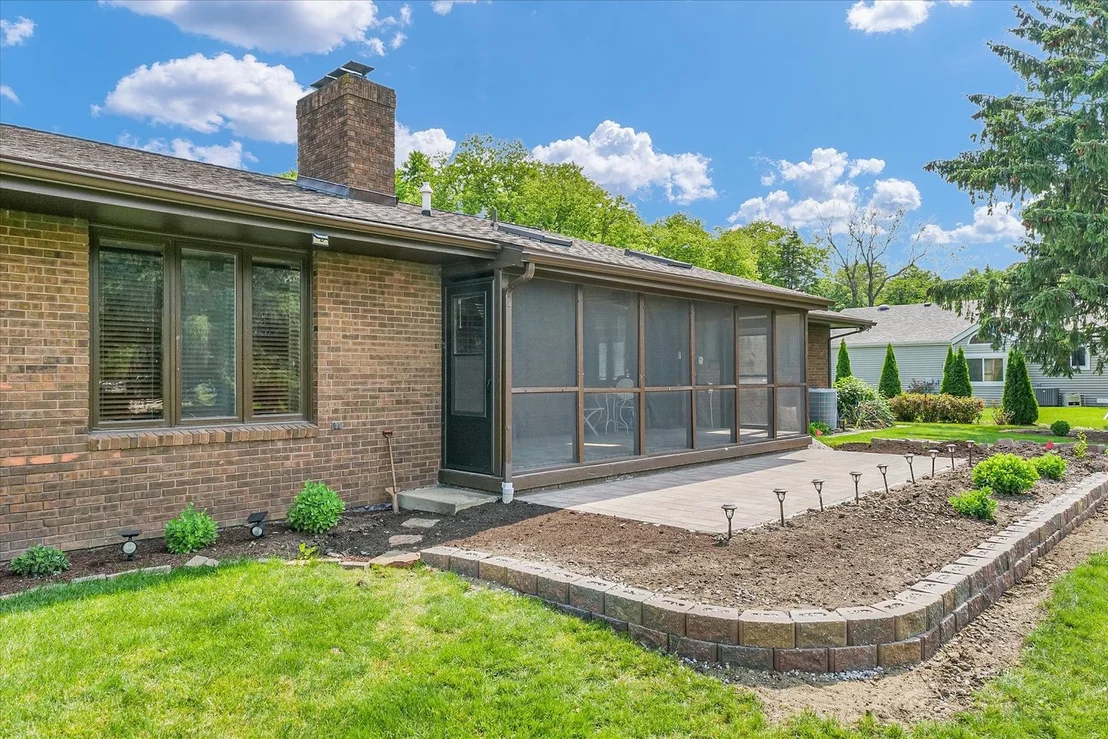 Photo of 4111 Farhills Drive