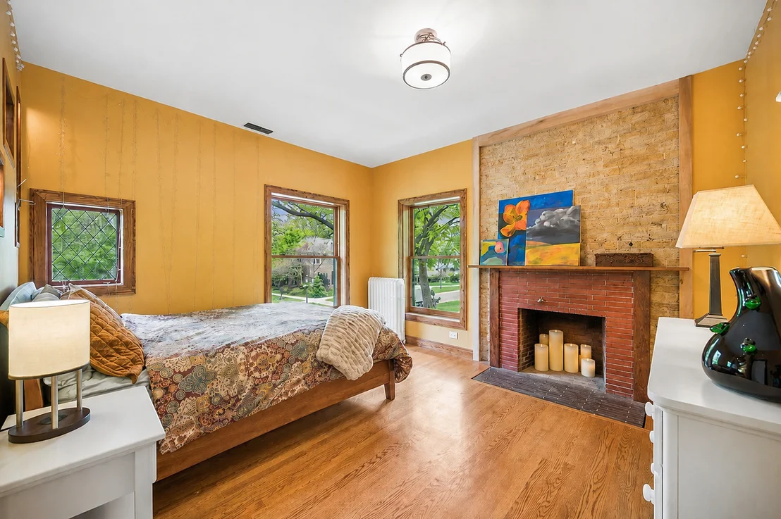 Photo of 1101 Forest Avenue