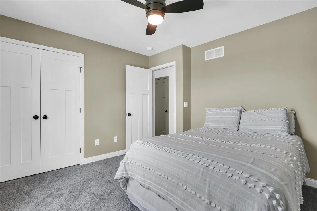 Photo of 216 Red Bud Drive