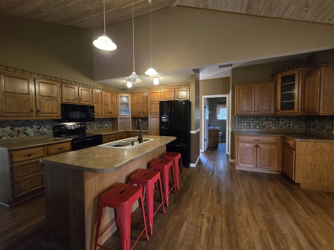Photo of 210 W Morris Street