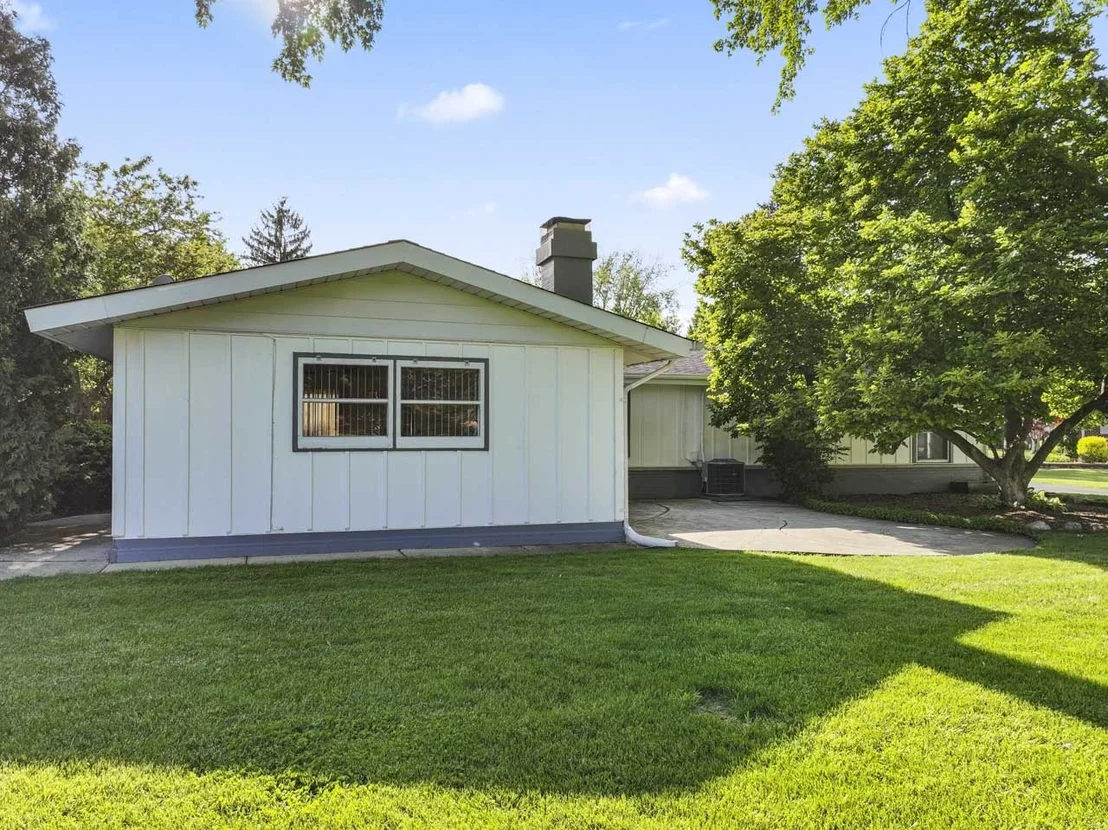 Photo of 1049 Martingale Drive